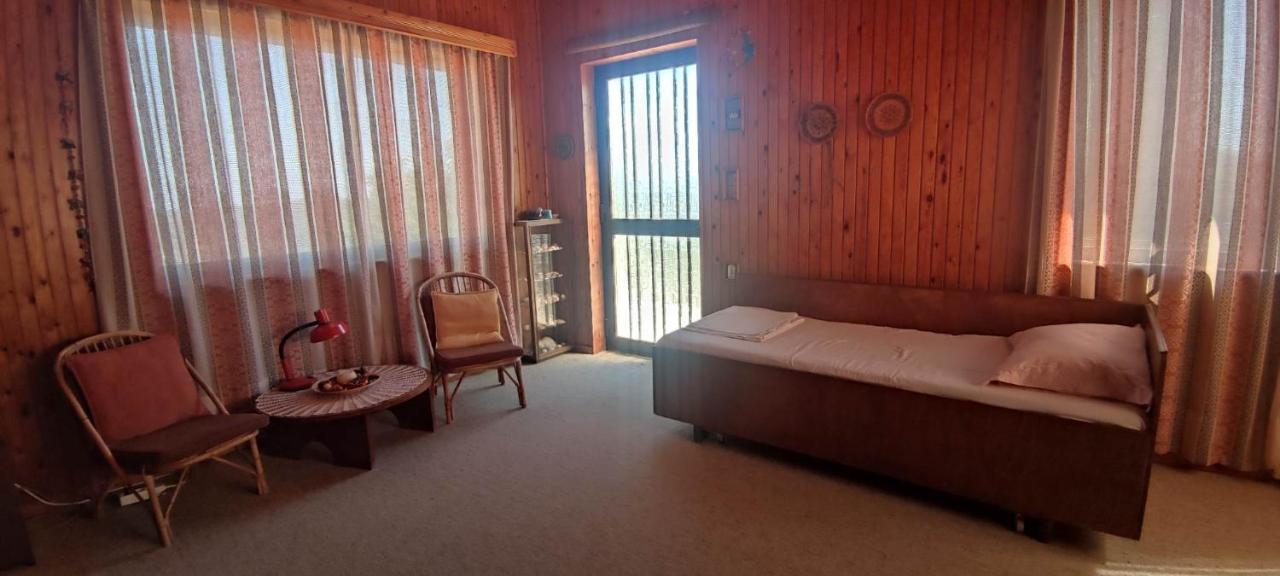 Rising Sun Guesthouse Mesochoria Экстерьер фото